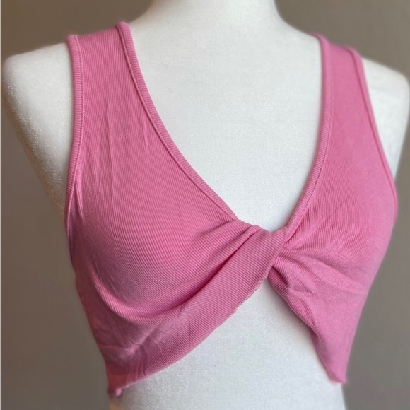 🤍HP🎉Twisted Ribbed Knotty Crop Tank NWT - Picture 6 of 7